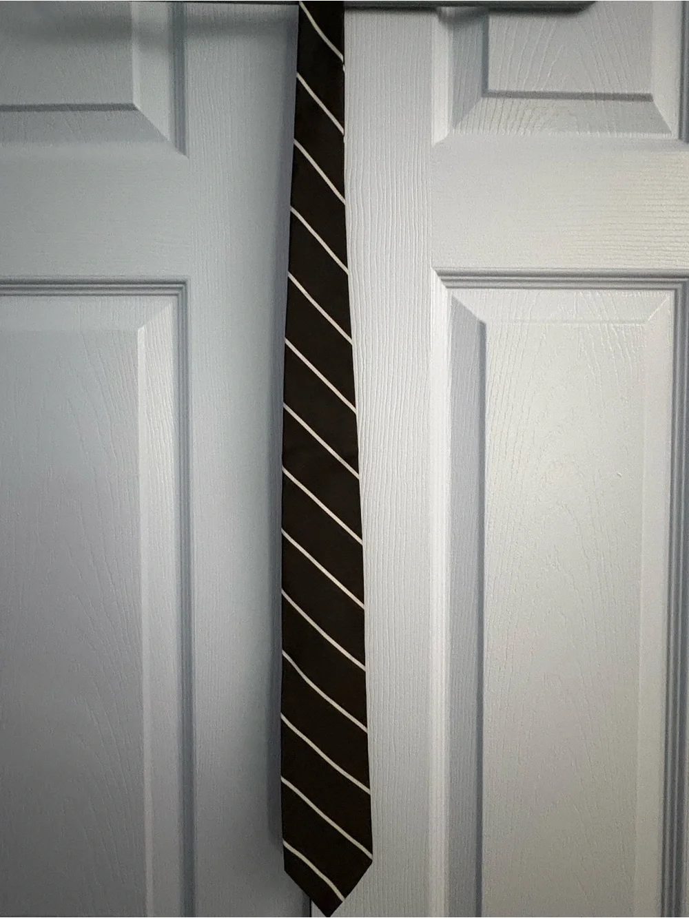 Brooks Brothers Black Tie w White Diagonal Stripes